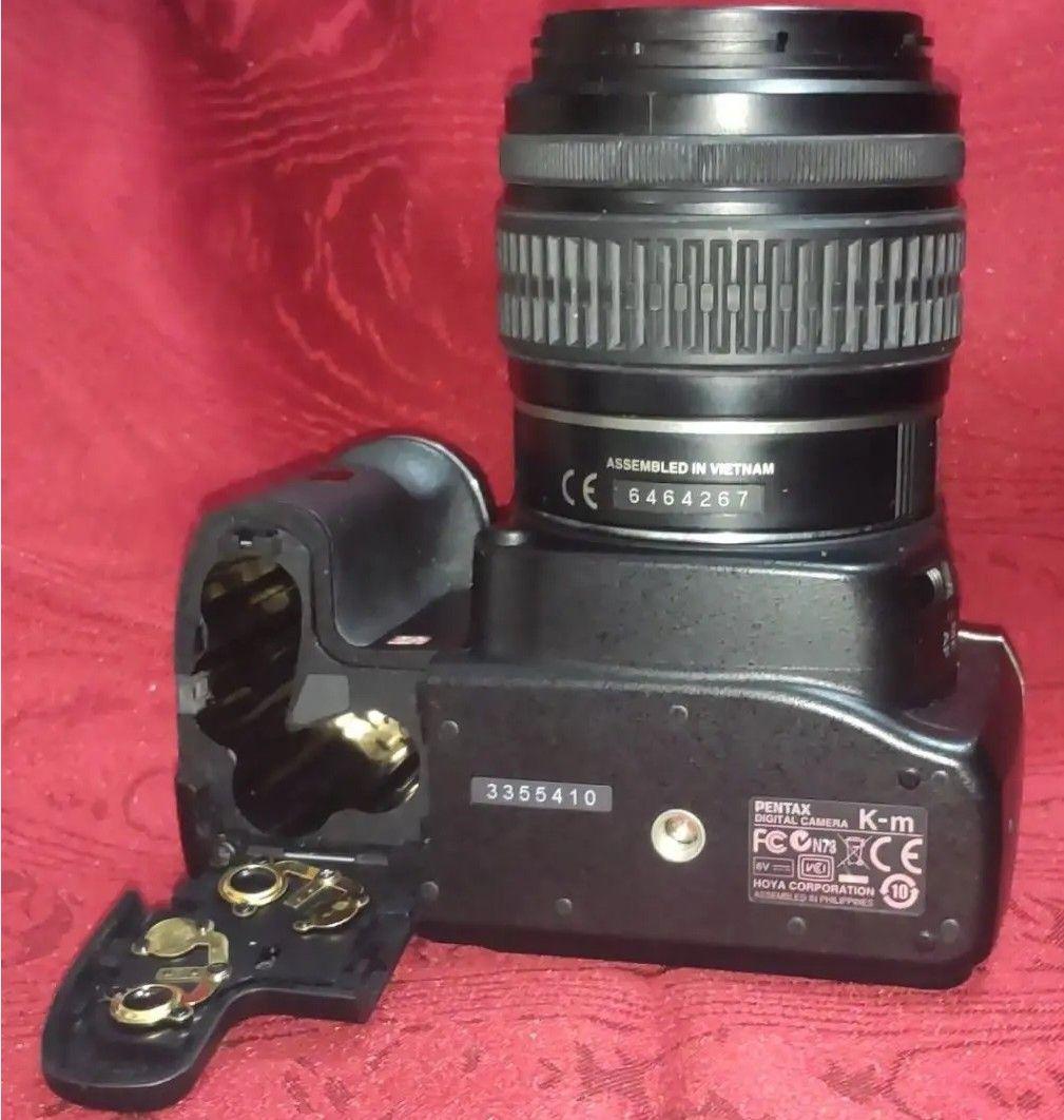 シャンシャンママ PENTAX K-m 一眼レフ/純正レンズ付/動作確認済