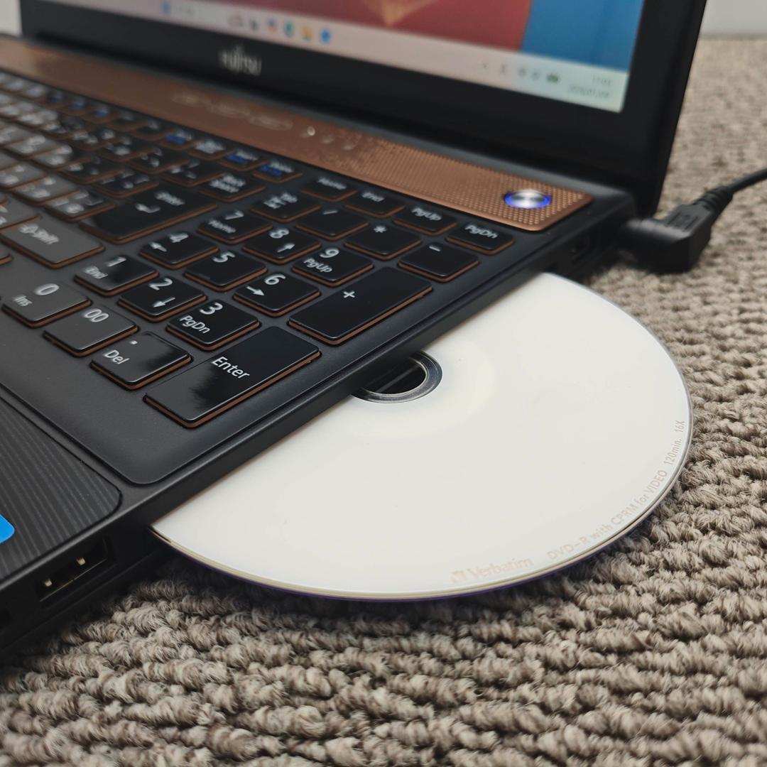 Windows11特別モデル✨フルHD高音質リカバリ済 富士通ノートパソコン
