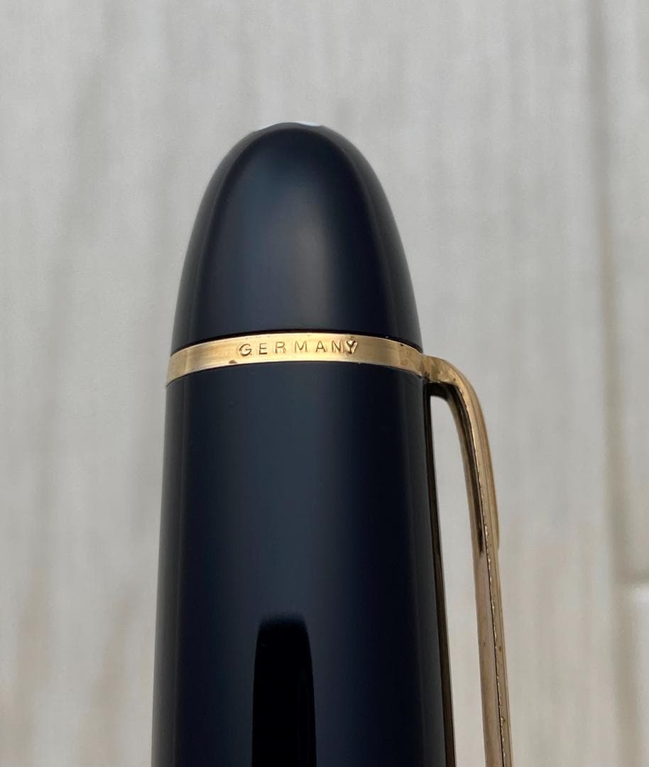 希少　美品 モンブラン 149 なで肩18C（EF）エボナイト 縦2本溝　万年筆