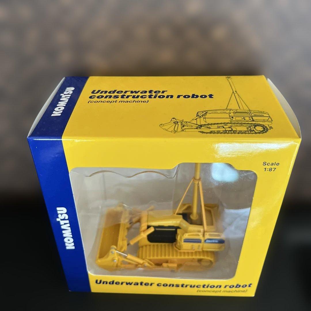 コマツ　建設機械ミニチュア　4点セット