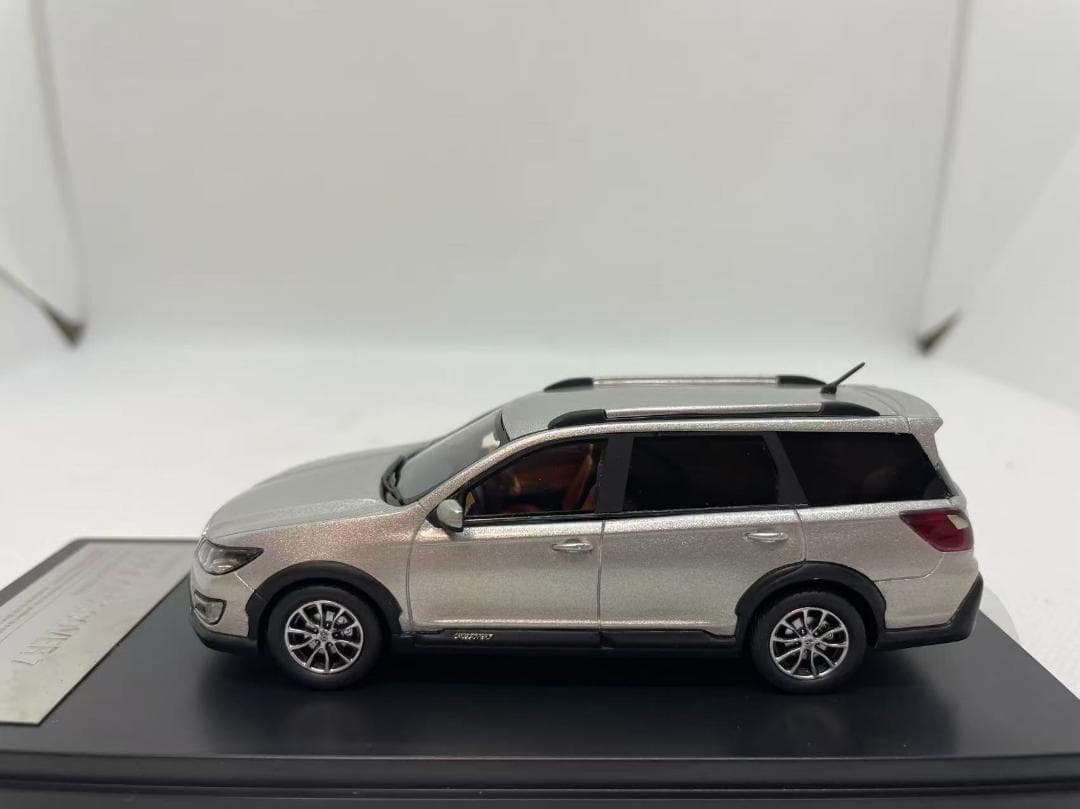 402641 Hi-Story 1/43 スバル EXIGA CROSSOVER
