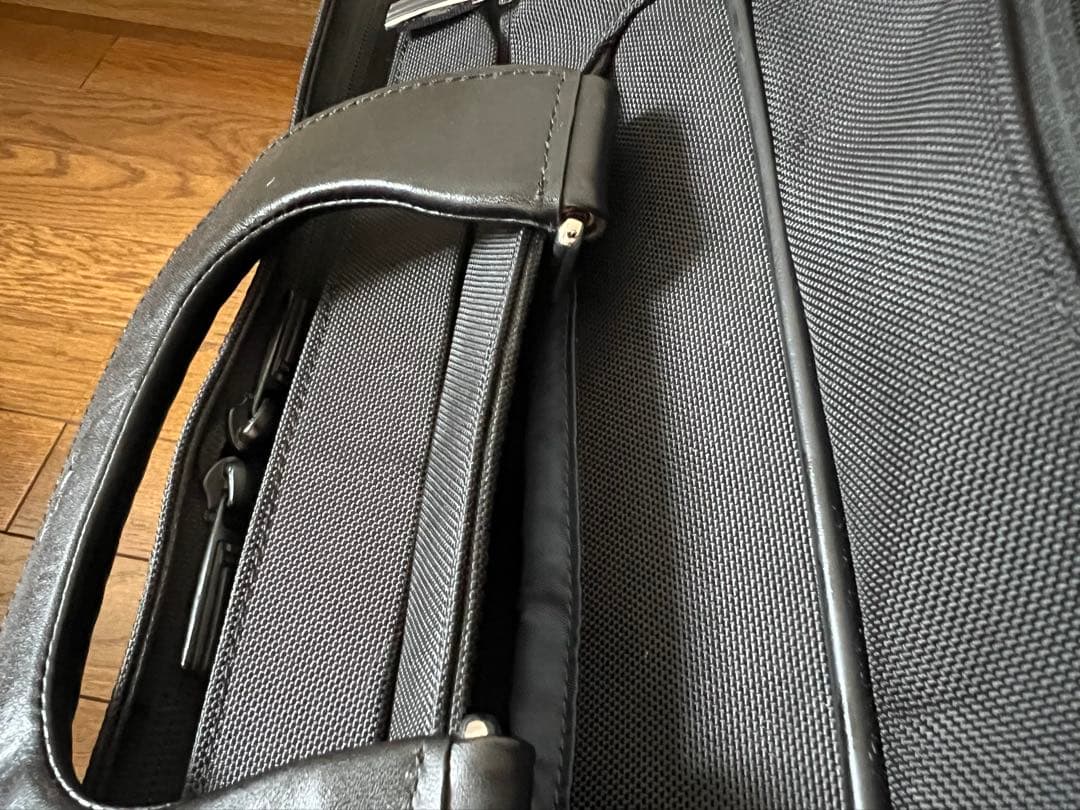 TUMI 最高級 ARRIVE『DORVAL』ウィールドダッフル 美品★レア