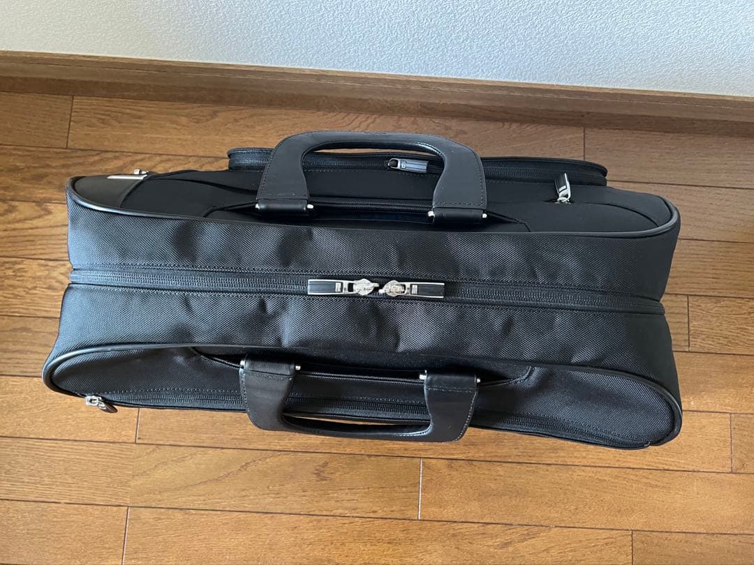 TUMI 最高級 ARRIVE『DORVAL』ウィールドダッフル 美品★レア