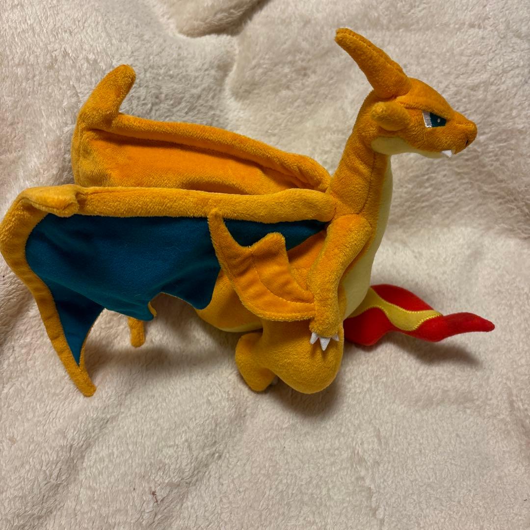 ポケモンセンター　メガリザードンY ぬいぐるみ
