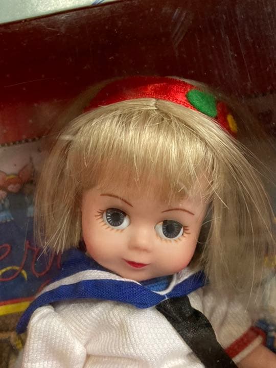 マダム　アレキサンダー　Ann Estelle