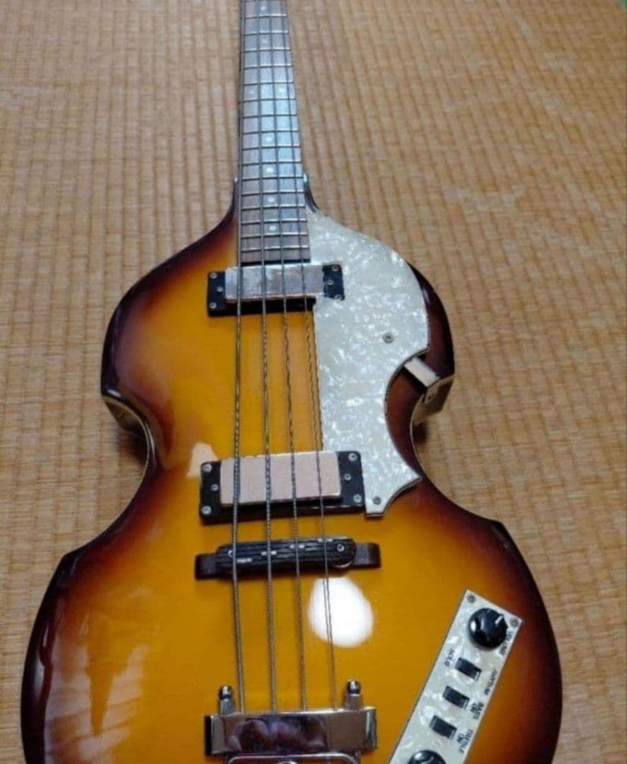 トニー・スミスバイオリンベース