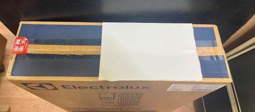 J【未使品】ElectroluxComfortHeat700 オイルラジエーター