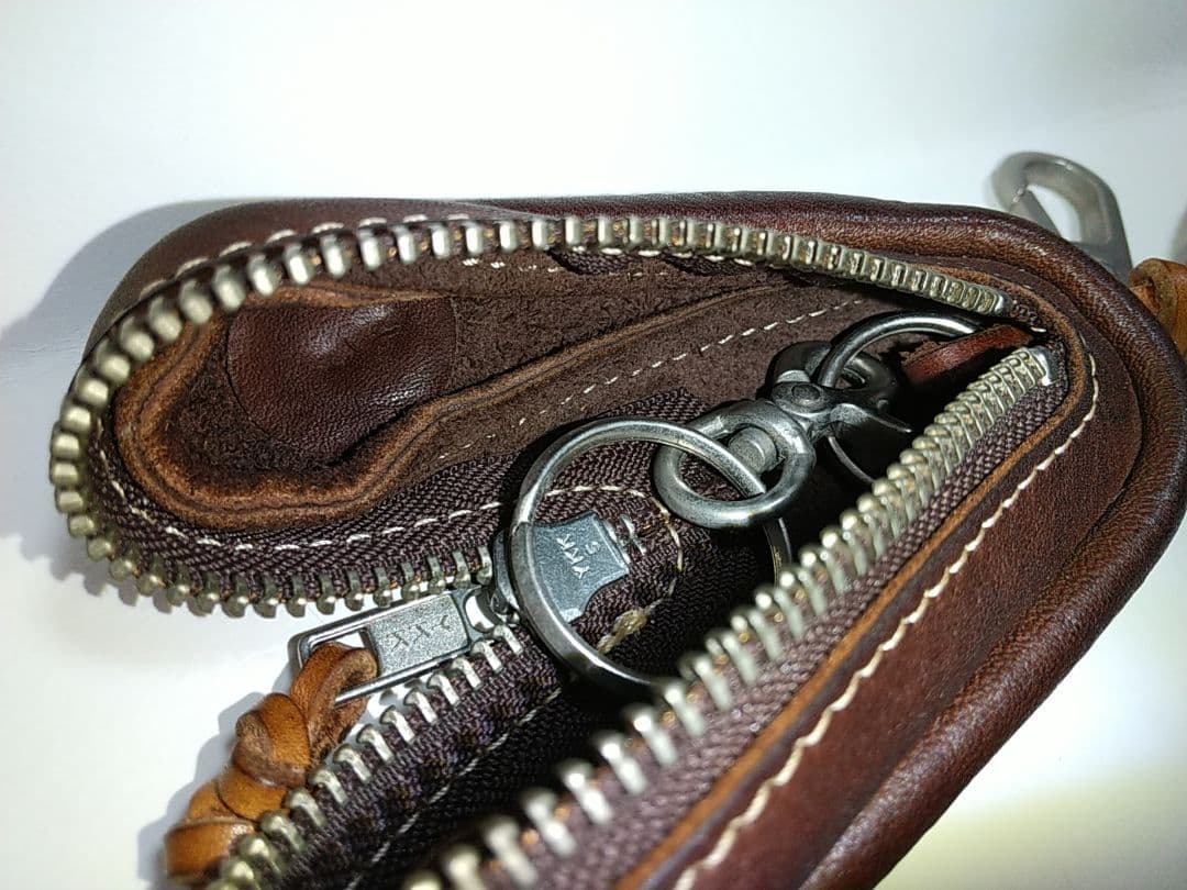 レッドムーン 巾着型キーケース