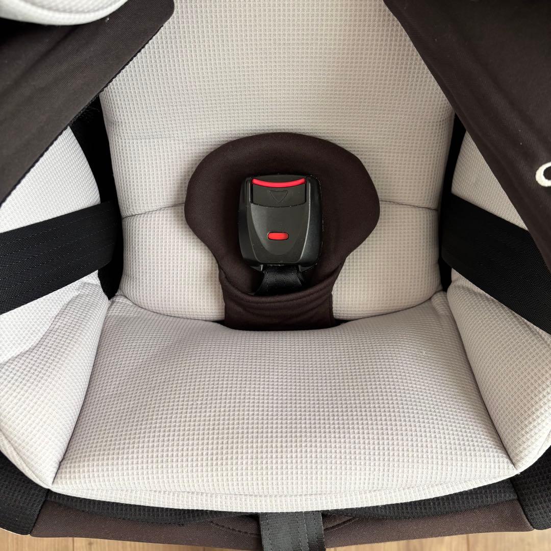 CombiクルムーヴスマートISOFIXエッグショックNeo（西松屋限定モデル）