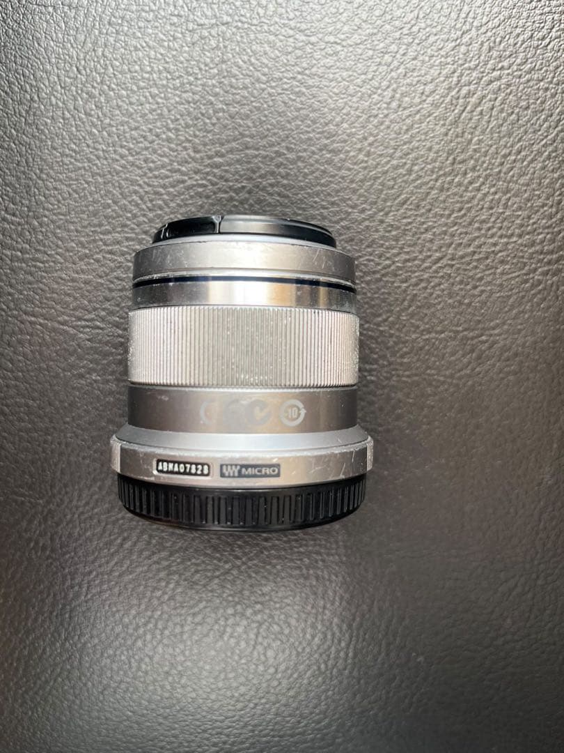 オリンパスM.ZUIKO DIGITAL 45mm F1.8 シルバー