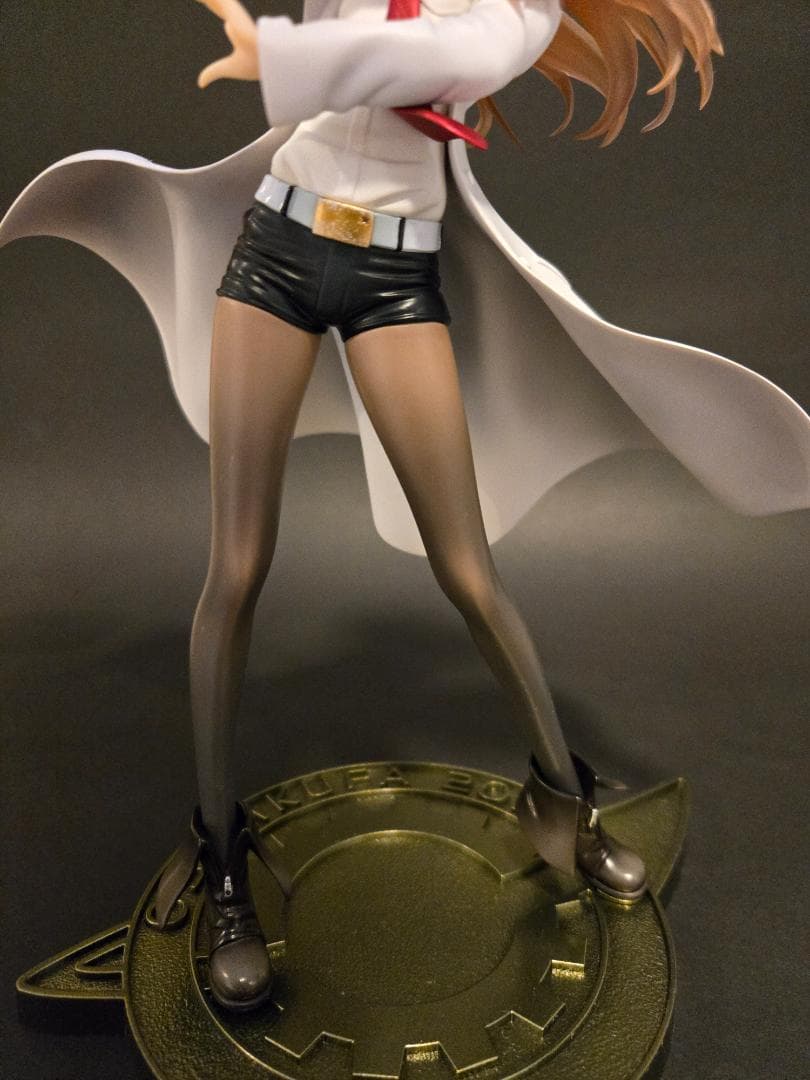 牧瀬紅莉栖　フィギュア　白衣　WAVE