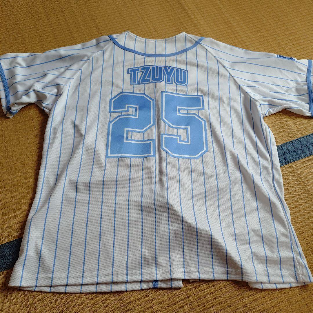 TWICE TZUYU 25 韓国限定 ベースボールシャツ