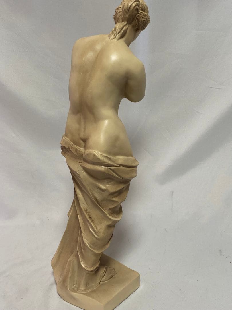 1923❣️ ルーブル美術館の至宝　ミロのヴィーナス像