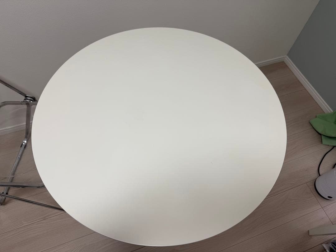 【東京】【送料込み】ホワイト　丸テーブル　韓国　インテリア