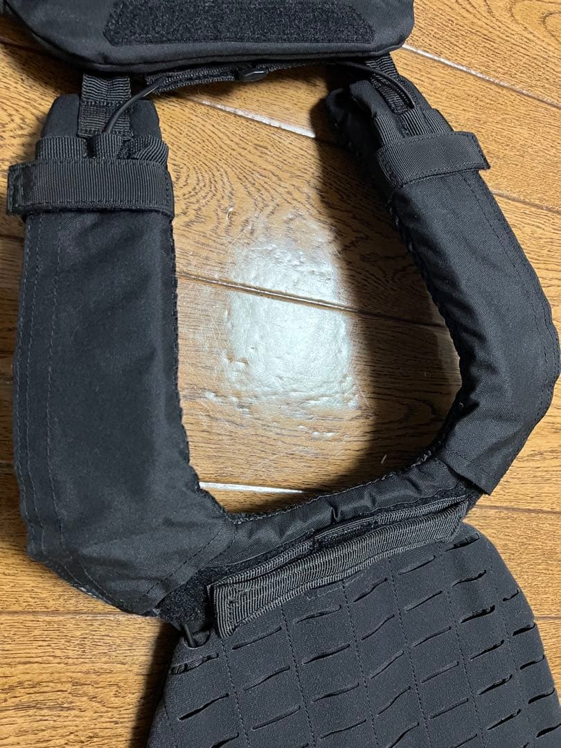 5.11 tactecプレートキャリア　実物　ポーチ　セット