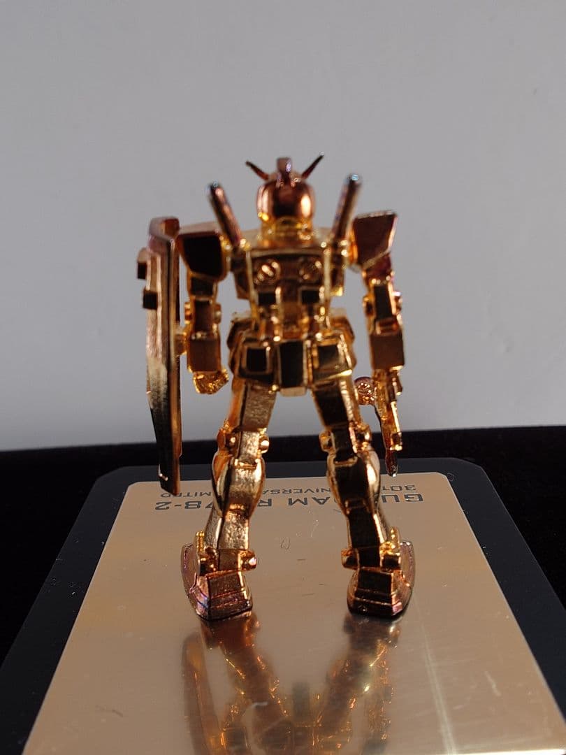 純金メッキ使用　ガンダム　非売品　セブン-イレブンキャンペーン