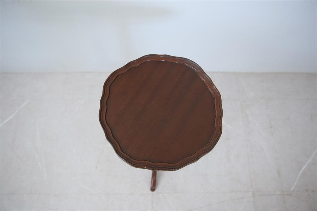 英国アンティーク木製ワインテーブル/サイドテーブル/丸机/飾り棚(89-15)