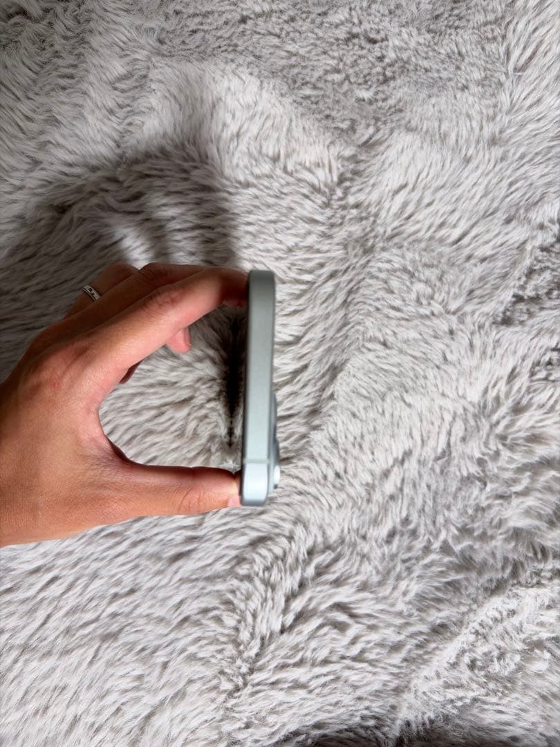 Apple iPhone 15 ブルー 256G 本体 SIMフリー　ほぼ新品