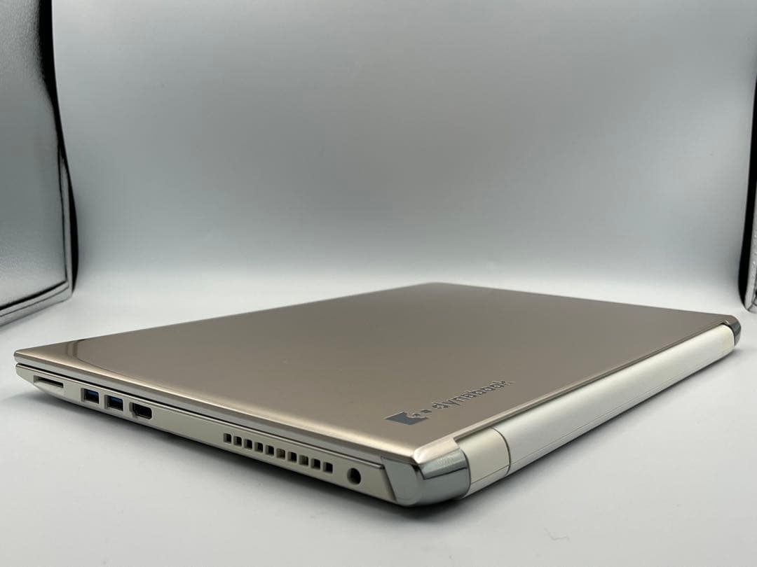 TOSHIBA Dynabook T65/DG メモリ4GB Corei7 本体