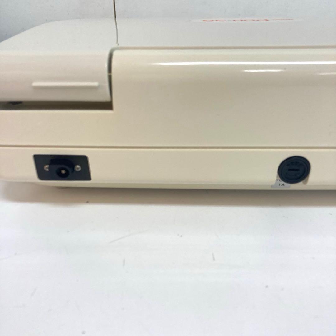 B40-34 COMET BEAUTILINE Pop-38 バイオレットレイ