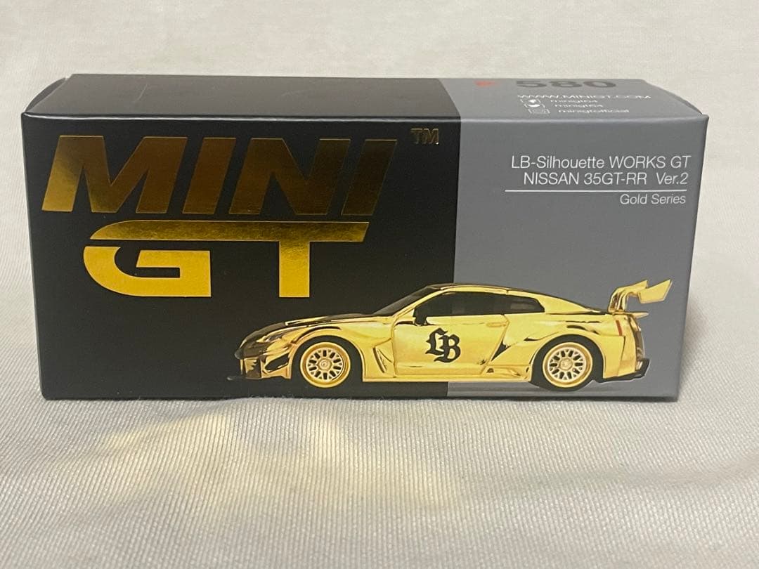MINI GT NISSAN 35GT-RR Ver.2 ゴールドシリーズ
