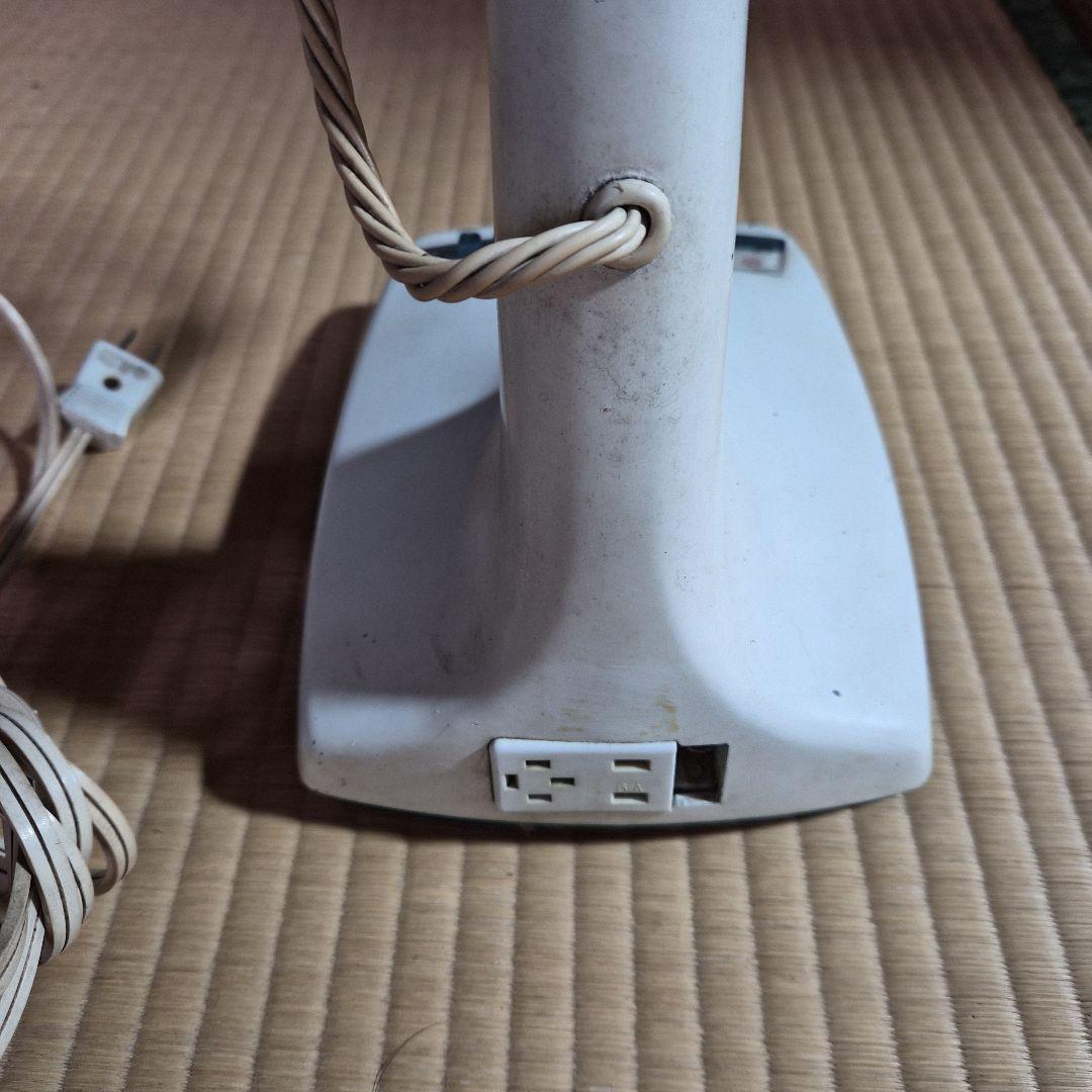 レトロ　Matsushita 家庭用扇風機 ホワイトとグリーン