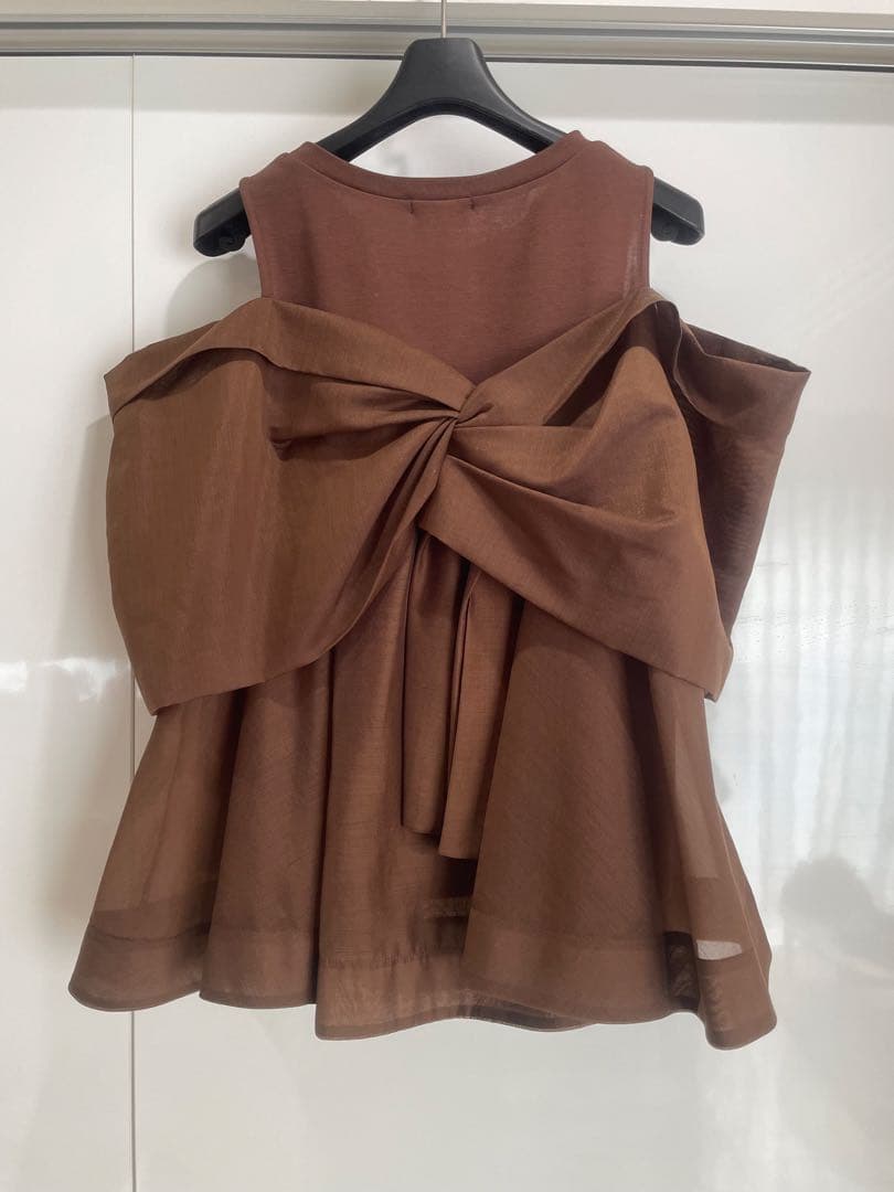 完売品　FRAY I.D オフショルダー　カットコンビペプラムトップス