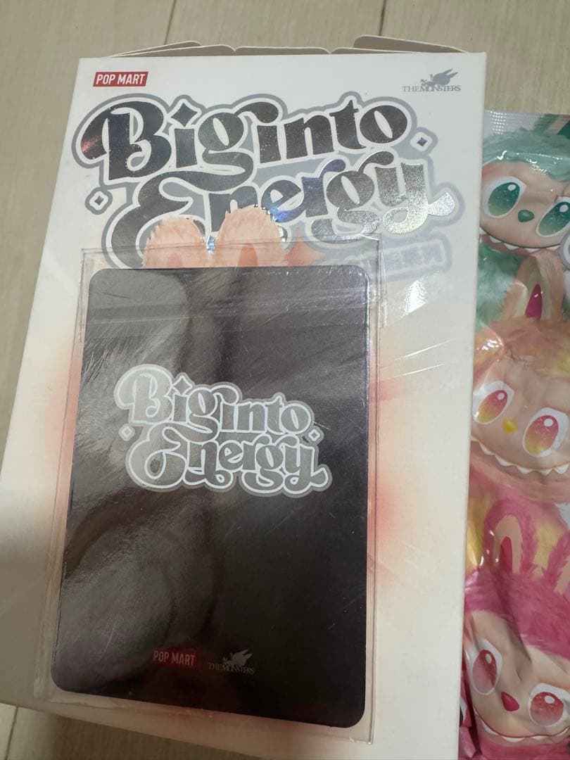 ラブブLABUBU Big into Energy 正規品　シークレット ID