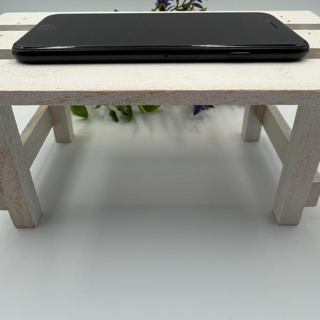 iPhone SE第3世代 64GB ミッドナイト 313