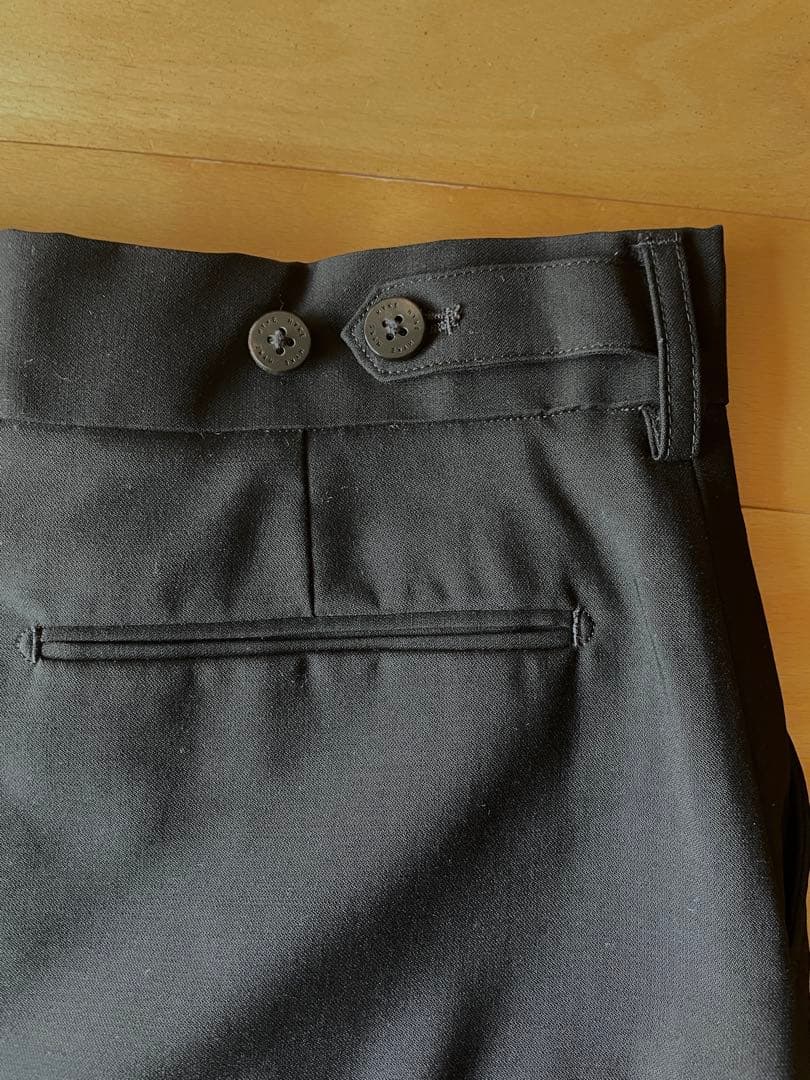 HIKE 黒 キャロットハーフパンツ