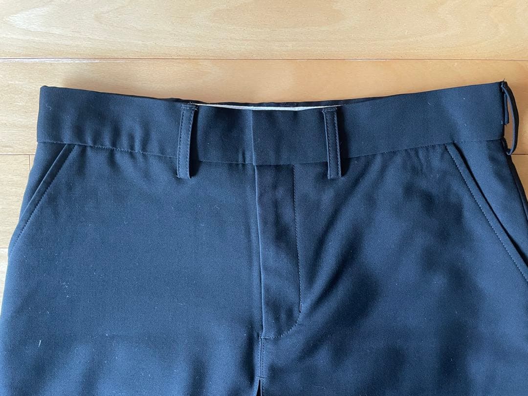 HIKE 黒 キャロットハーフパンツ