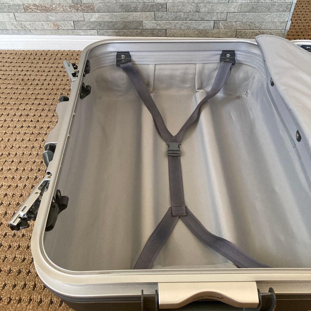 PROTECA スーツケース　日本製　中古品