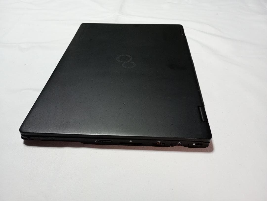 【美品】富士通 877g、8世代i5、タッチパネル、LTE オフィス、テレワーク