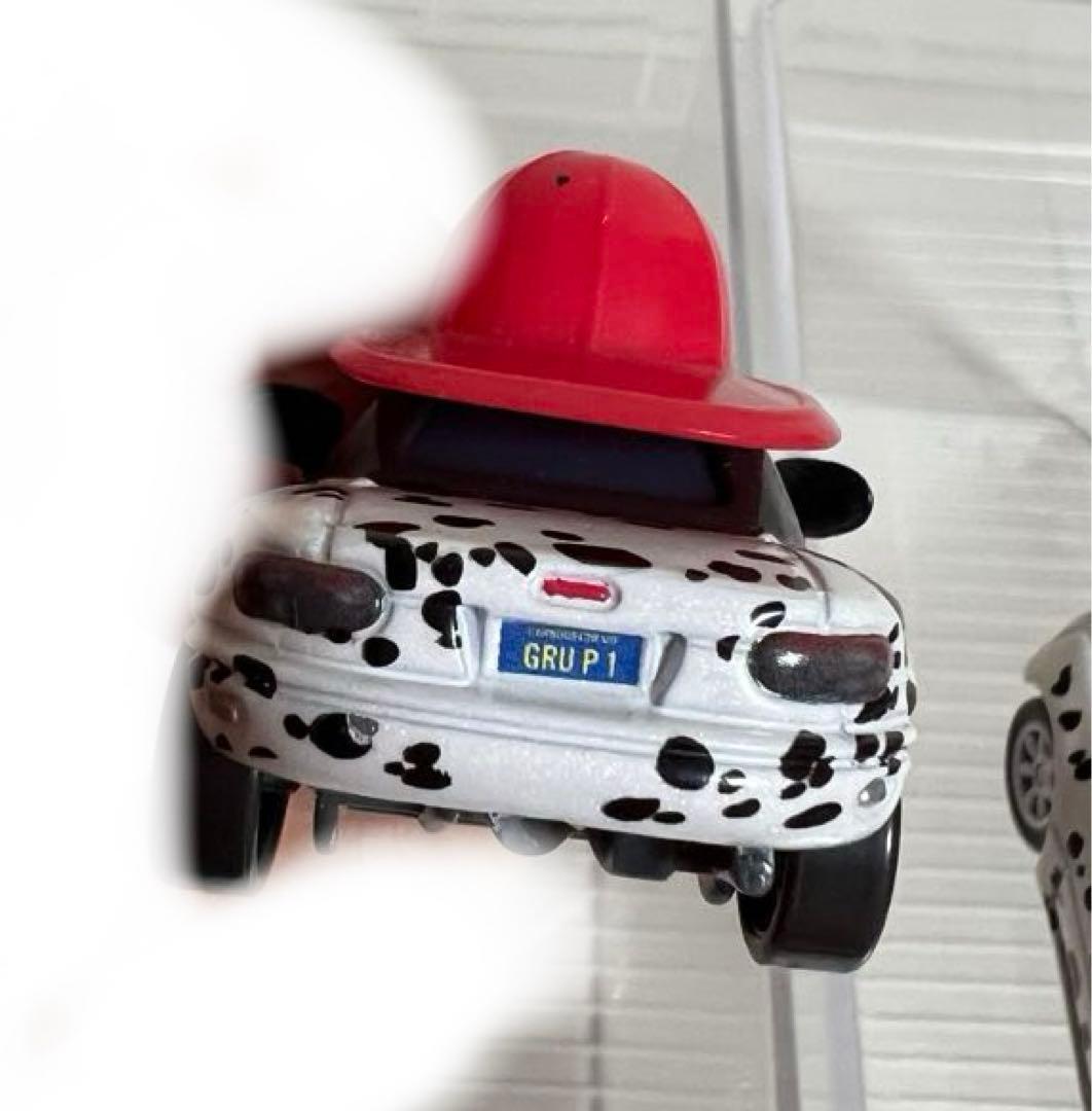 カーズ、マテル、ミニカー、赤い帽子