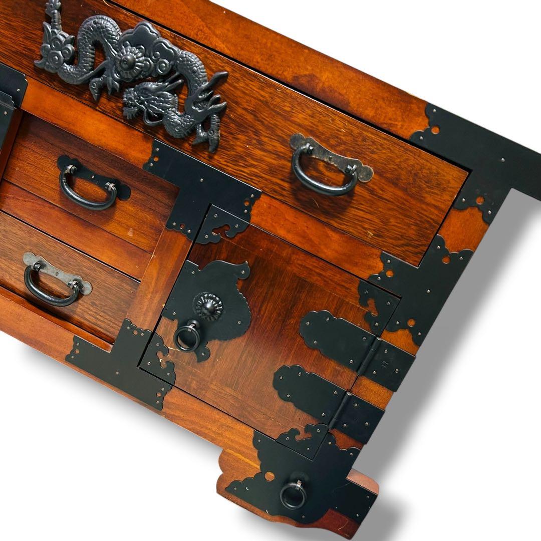 【送料無料】からくり箪笥 車箪笥 龍 雲龍金具 キャビネット レトロ 旧家