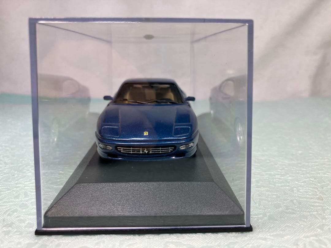 ミニチャンプス　フェラーリ４５6ＧＴ　クーペ　ブルー