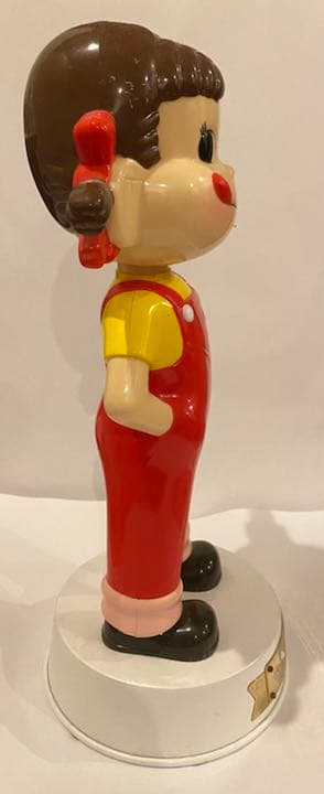 ペコちゃん　フィギュア