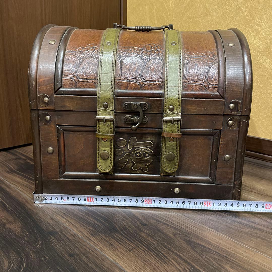 パチンコ　海物語　景品　宝箱　木製　本革　限定品