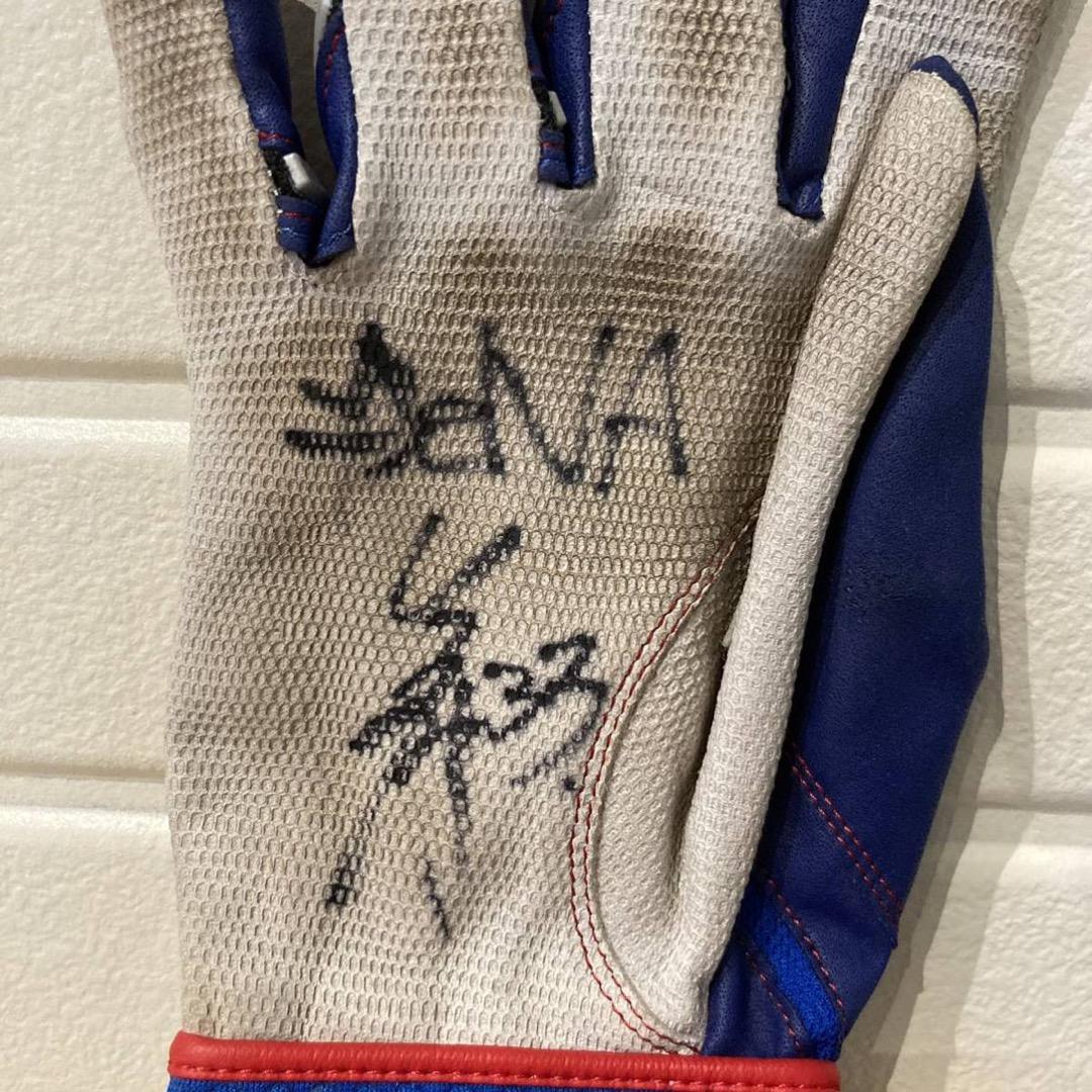 横浜 DeNA ベイスターズ 乙坂智 NICO33 手袋 実使用 サイン　ミズノ