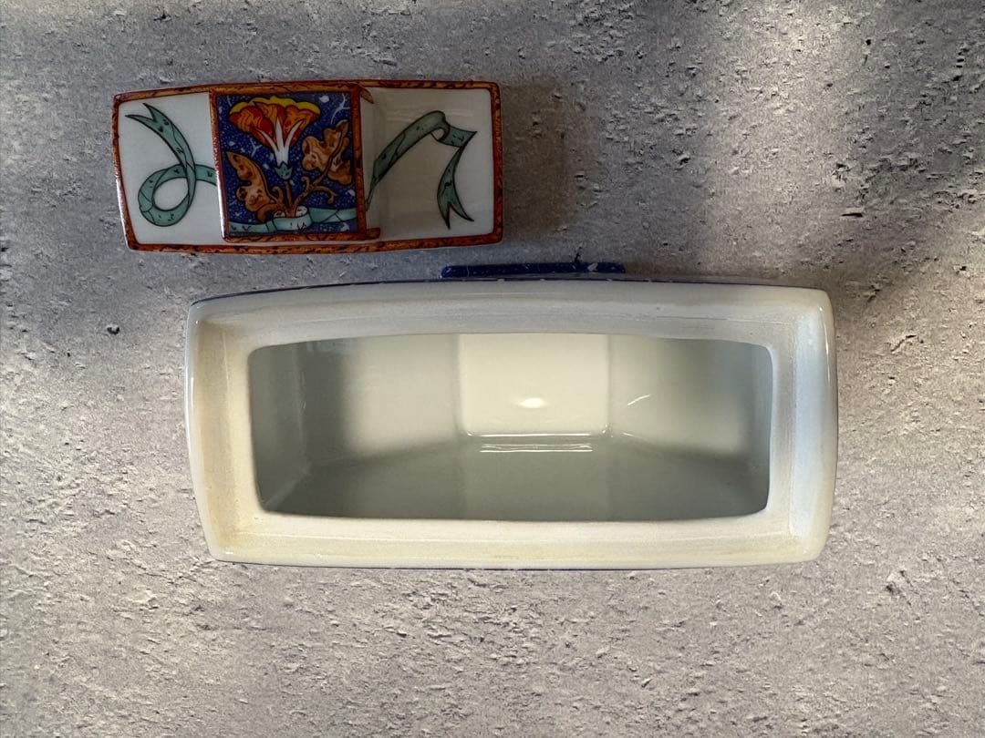 エルメス 陶器製ボックス 青 入手困難 約10cm x 9cm x 5cm