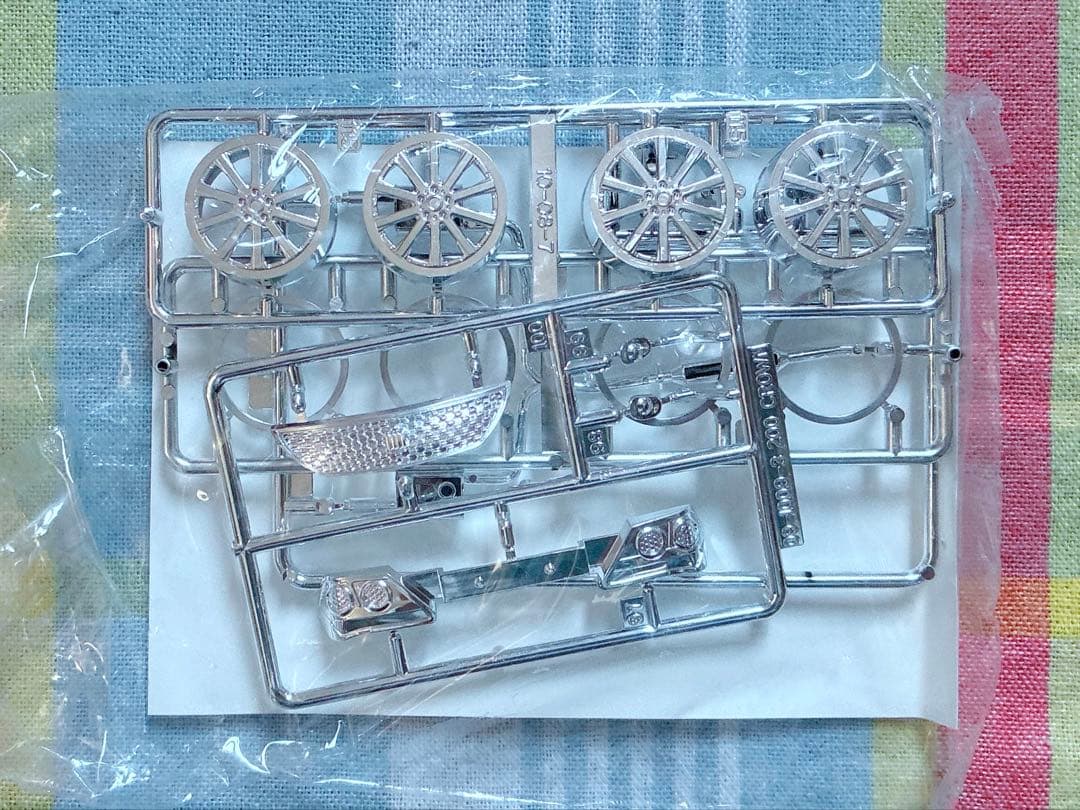 絶版 アオシマ 1/24 ロジャム IRT 200 クラウン アスリート