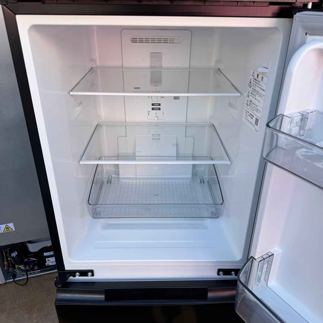 C7111★2022年製美品★シャープ　冷蔵庫　ブラック　黒　右.左開き　洗濯機