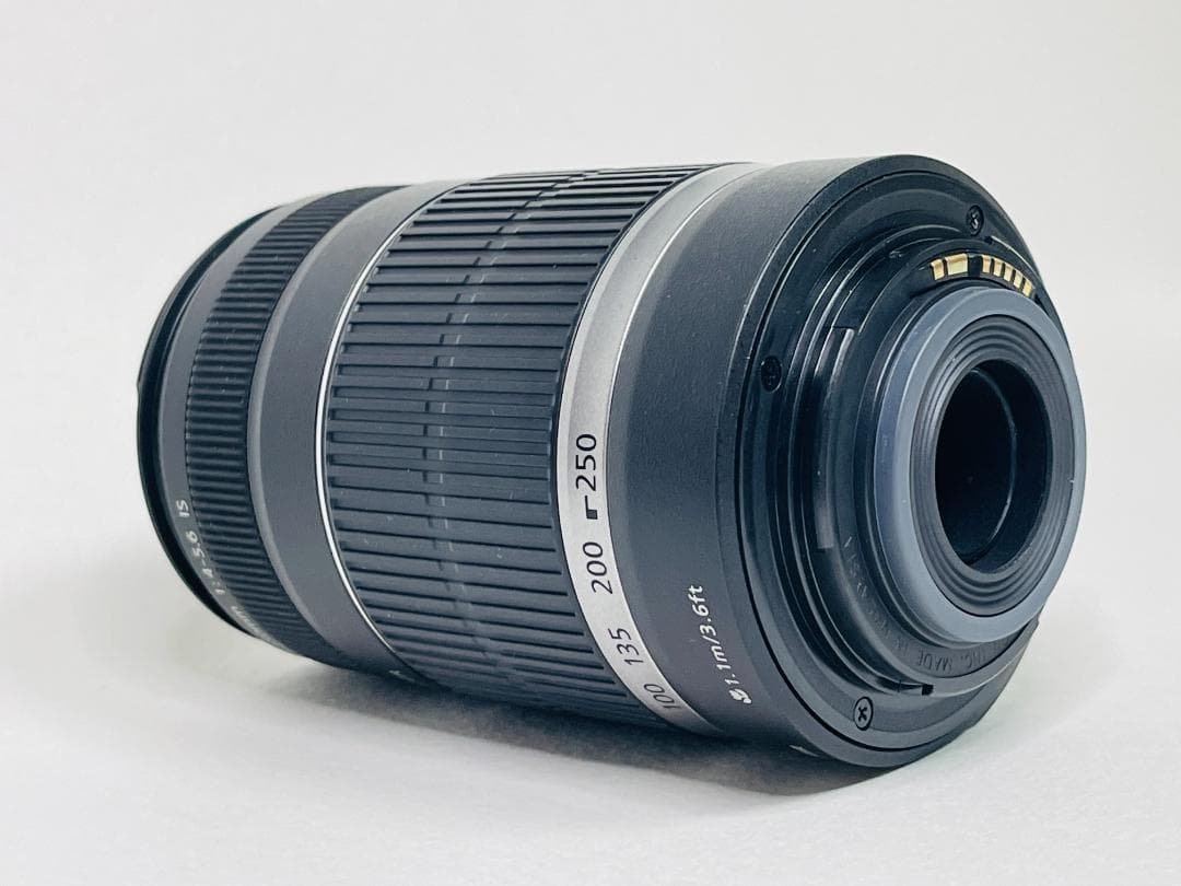美品☘️ キャノン EF-S 55-250mm IS F4-5.6 望遠レンズ
