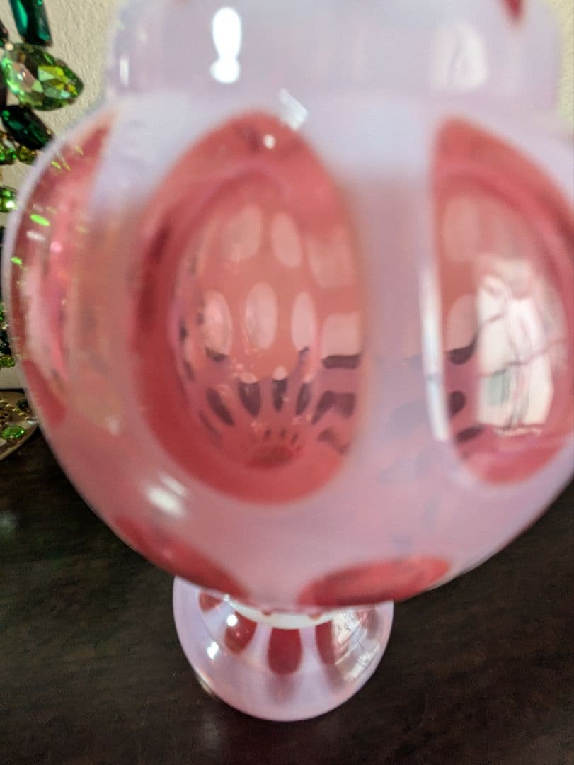 フェントン ドット ピンクガラス フリル付きフラワーベース