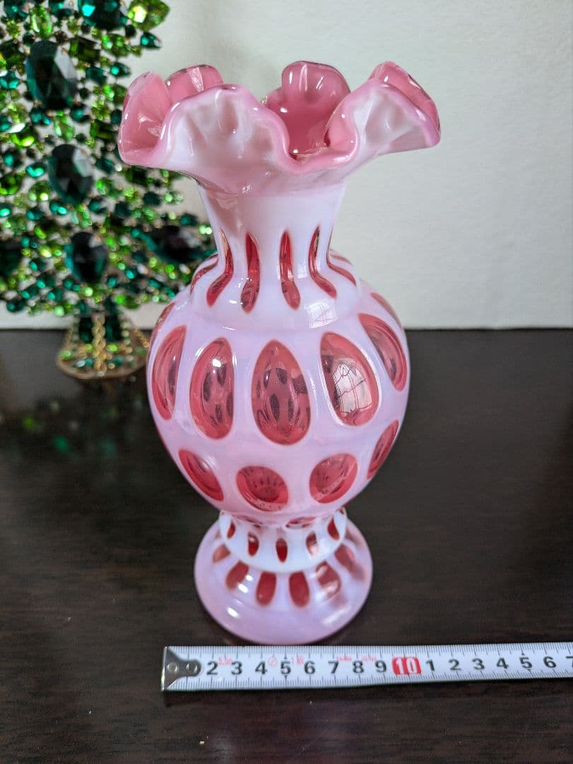 フェントン ドット ピンクガラス フリル付きフラワーベース