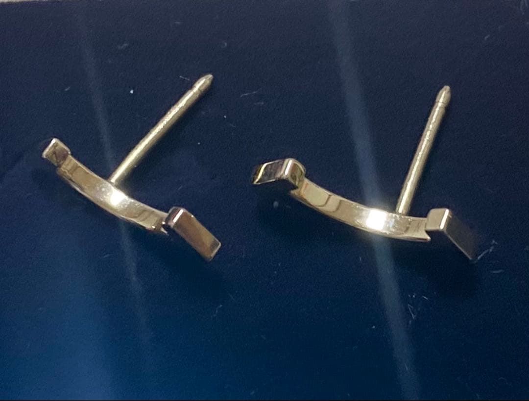 Tiffany & Co. スマイルモチーフピアス　Tスマイル　ミニピアス