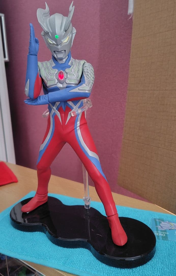（大怪獣シリーズ）ウルトラマンゼロ 発光Ver. フィギュア