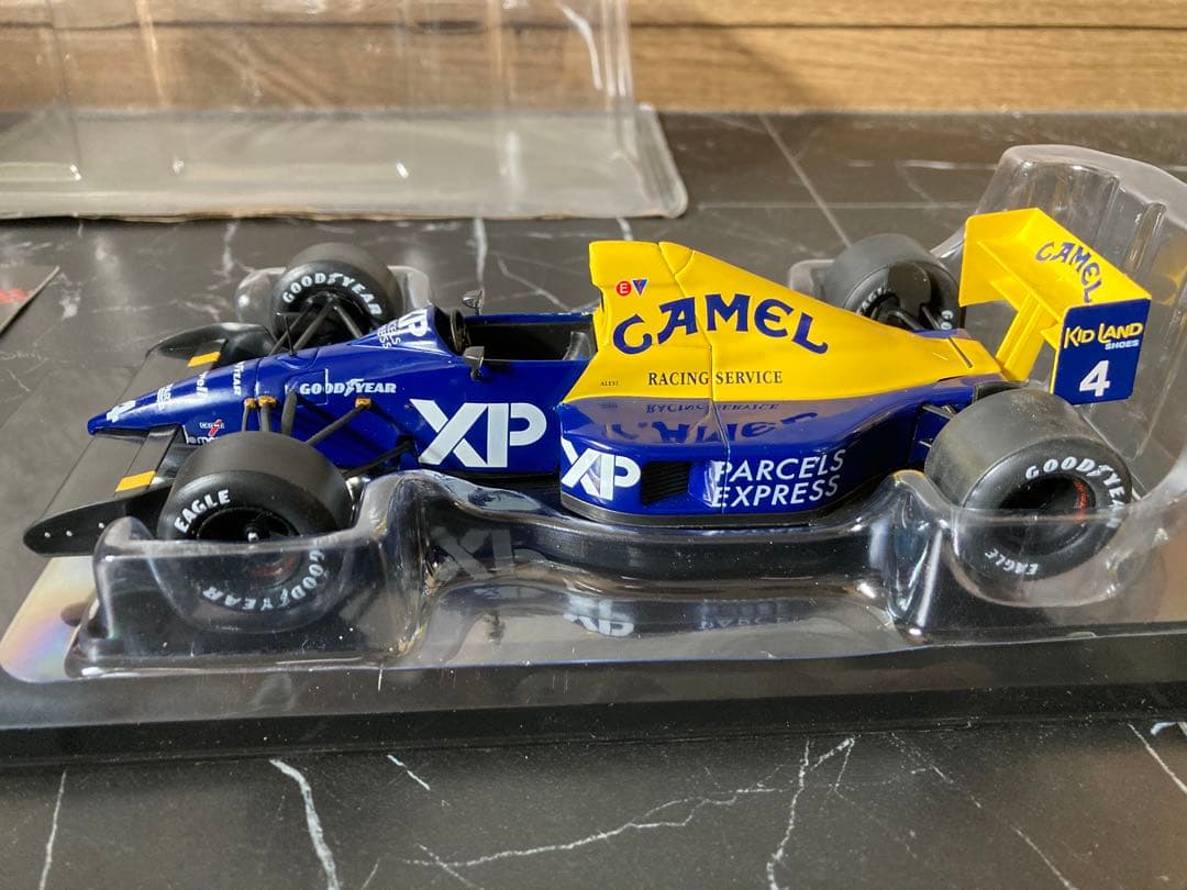 みーちゃん　二台日本未発売　ビッグスケールF1コレクション　ティレル018
