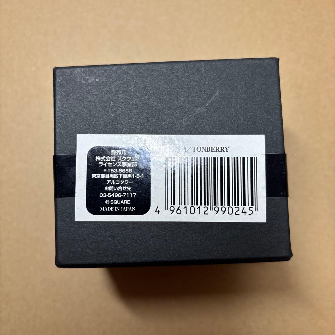 ファイナルファンタジー　クロムフィギュア2体