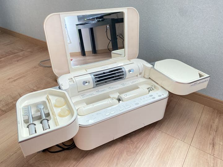 SAQINA フヨウサキナ　ビジュー